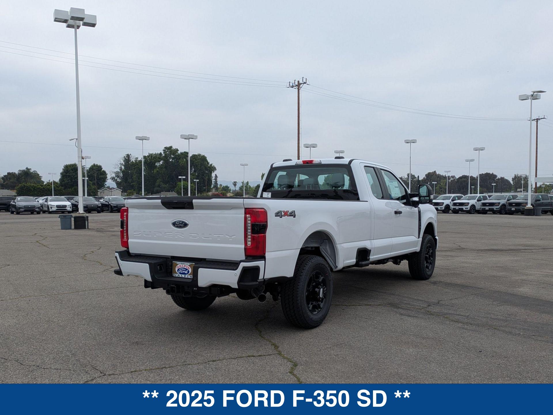2025 Ford F-350 XL photo 8