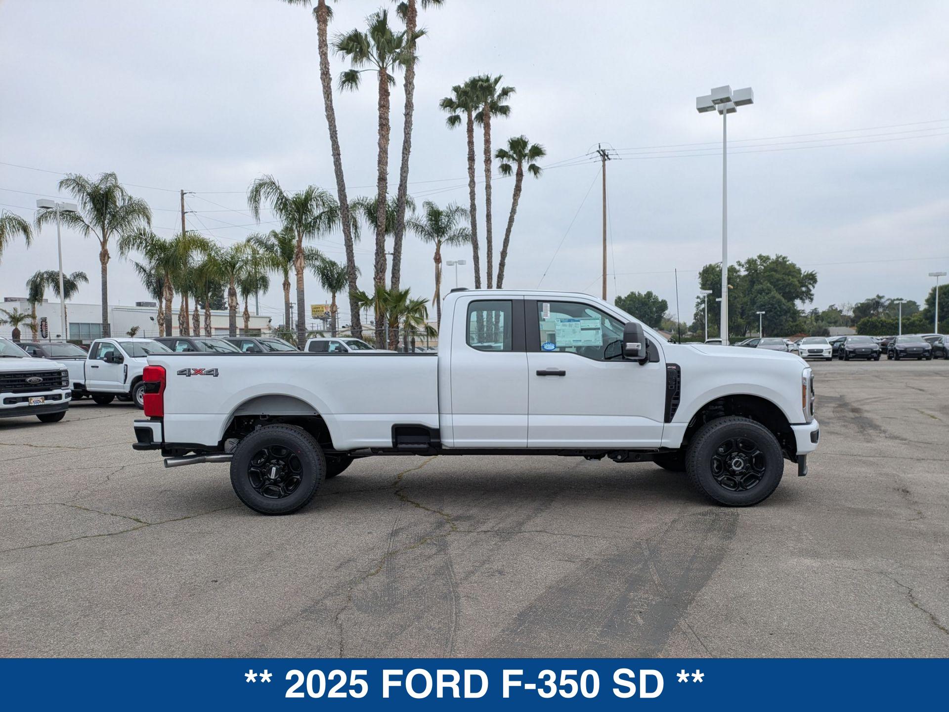 2025 Ford F-350 XL photo 9