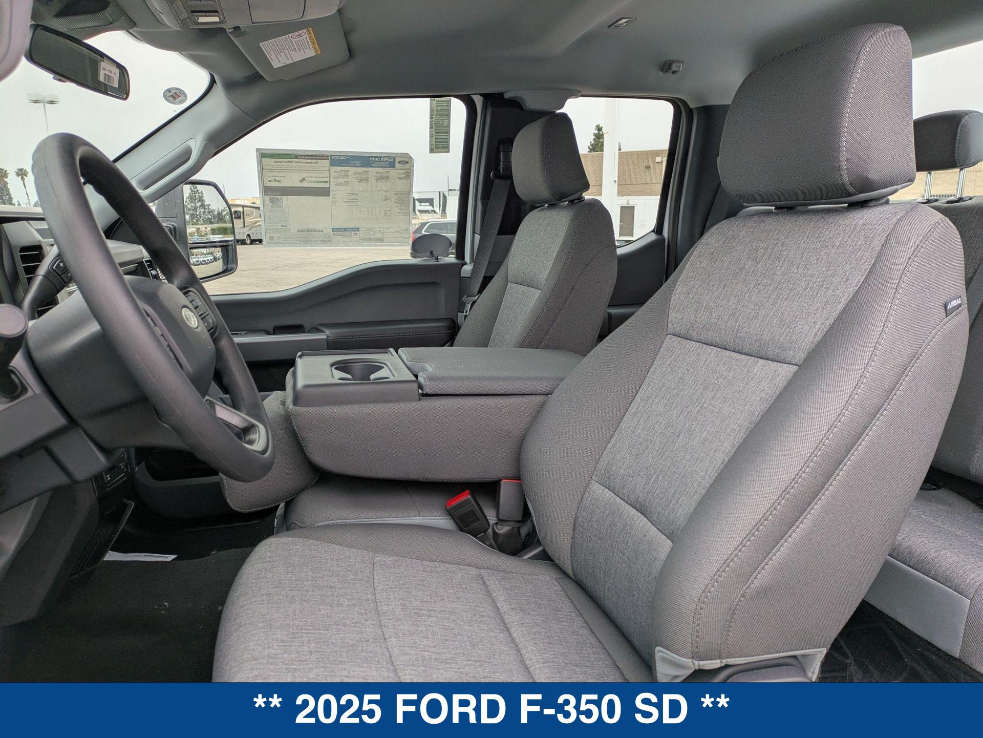 2025 Ford F-350 XL photo 17