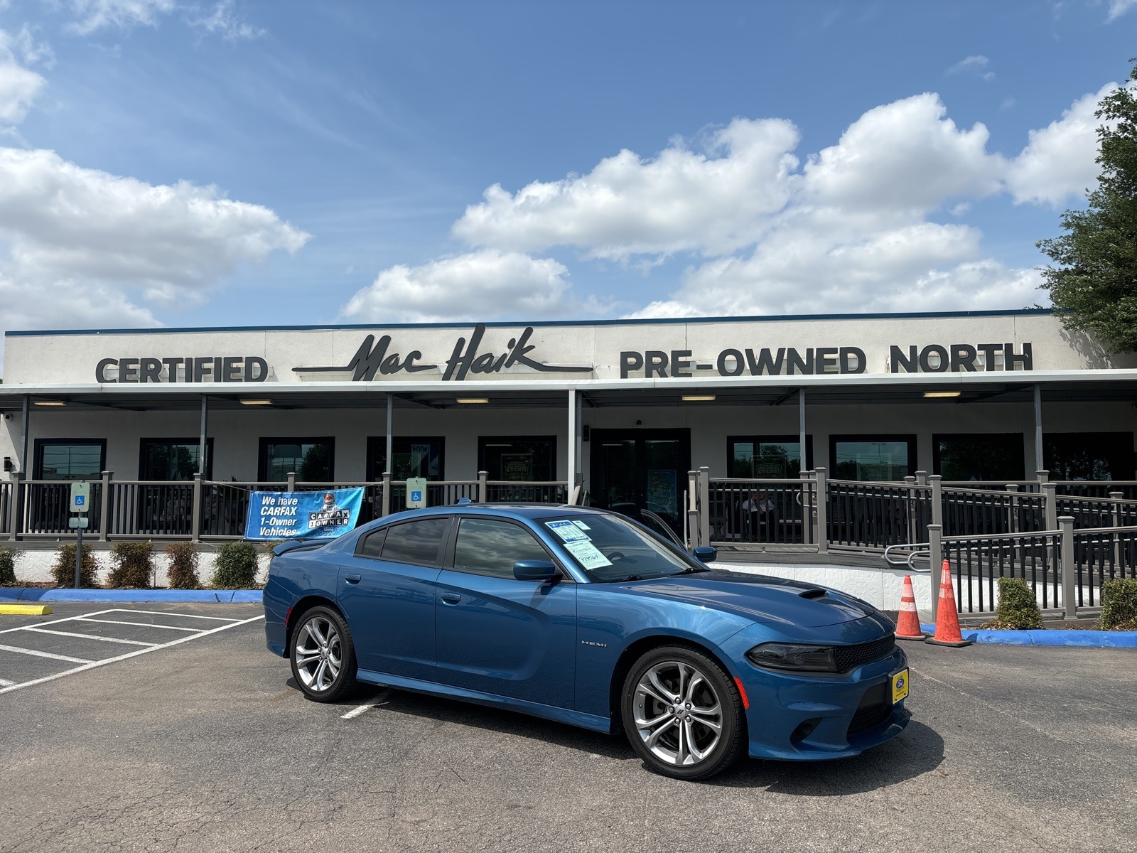 Used 2022 Dodge Charger R/T with VIN 2C3CDXCT9NH202682 for sale in San Antonio, TX