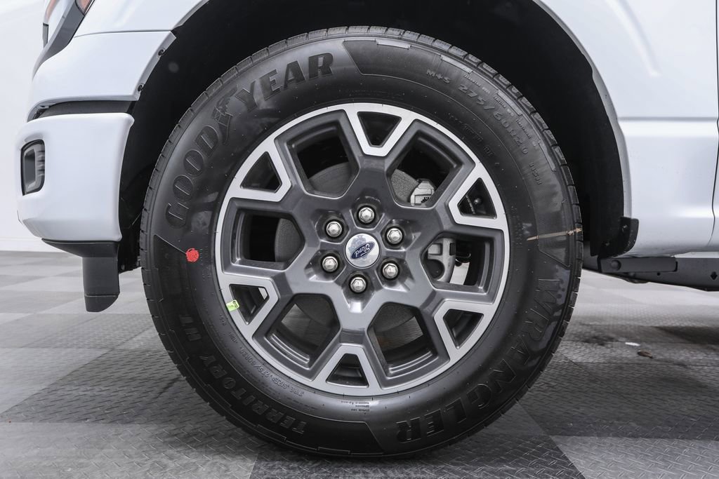 2025 Ford F-150 STX photo 5