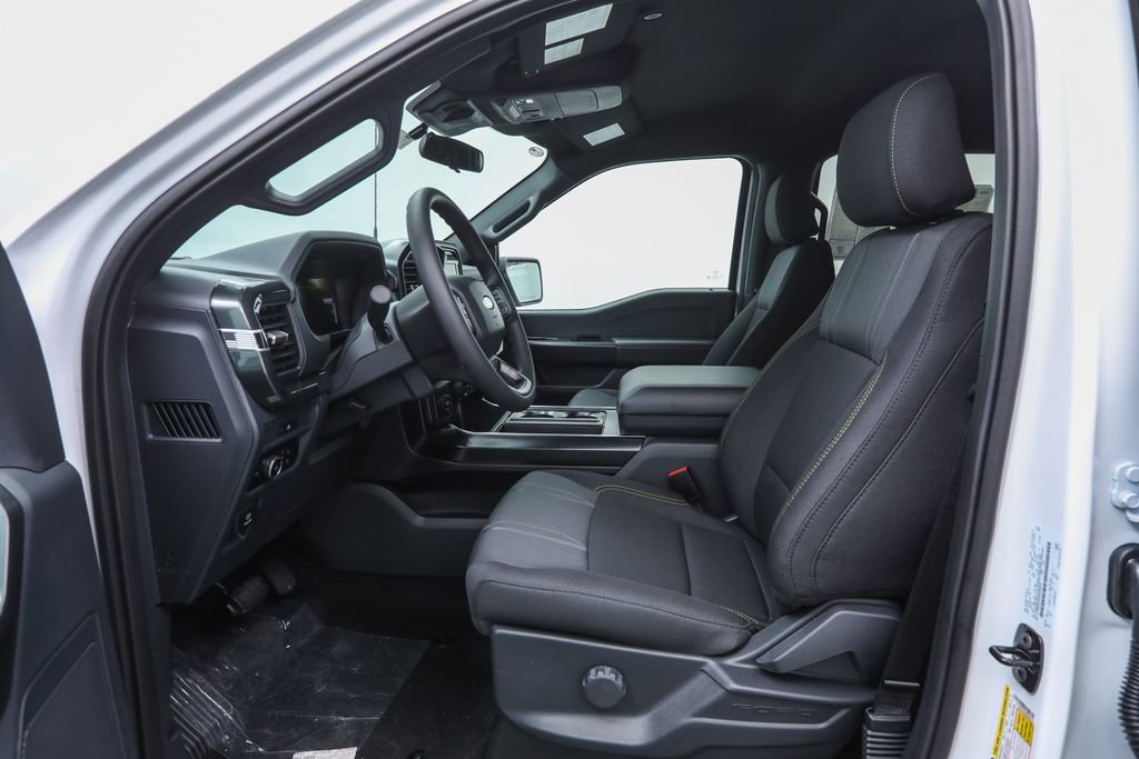 2025 Ford F-150 STX photo 6