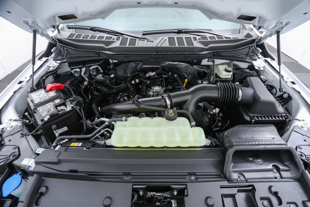 2025 Ford F-150 STX photo 18