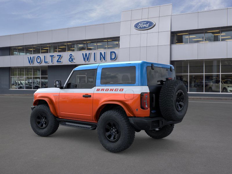 2025 Ford Bronco First Edition photo 4