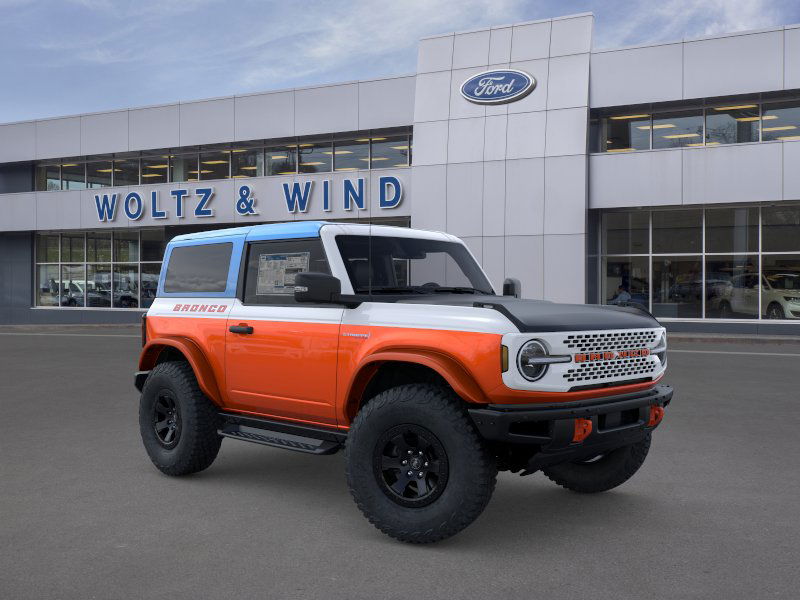 2025 Ford Bronco First Edition photo 7