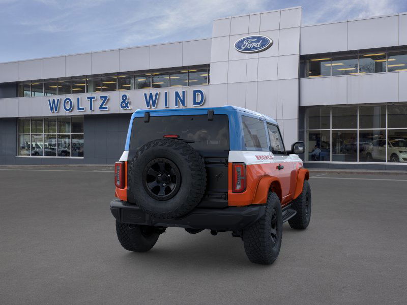2025 Ford Bronco First Edition photo 8