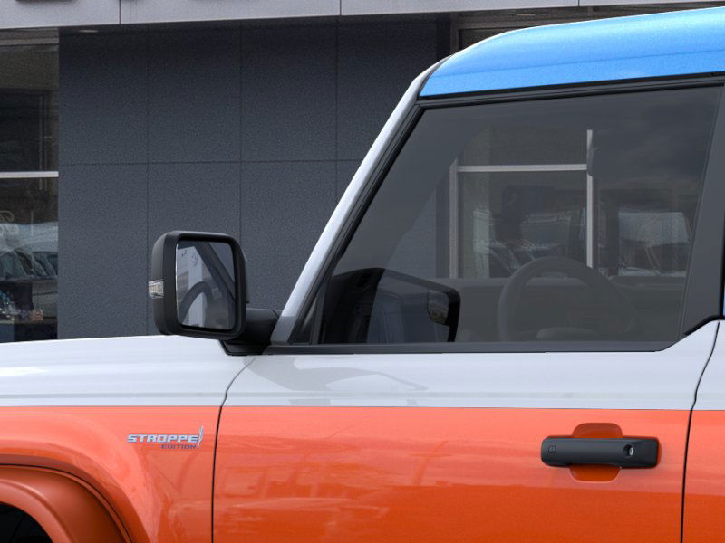 2025 Ford Bronco First Edition photo 20