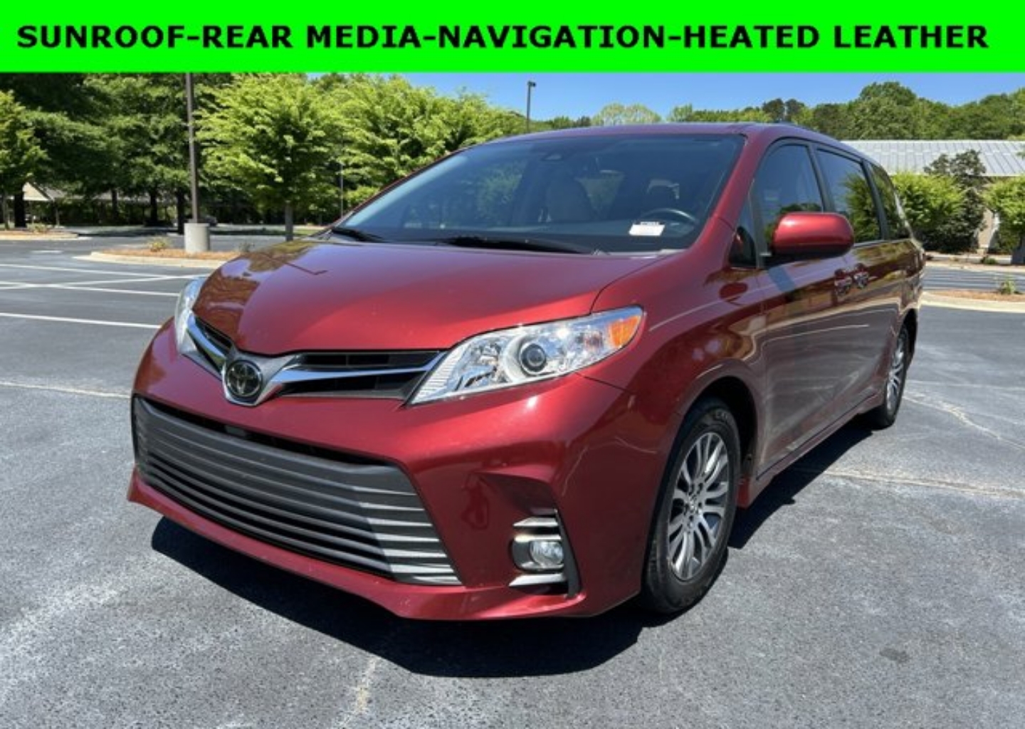 Used 2019 Toyota Sienna XLE Premium with VIN 5TDYZ3DC9KS969214 for sale in Greensboro, GA