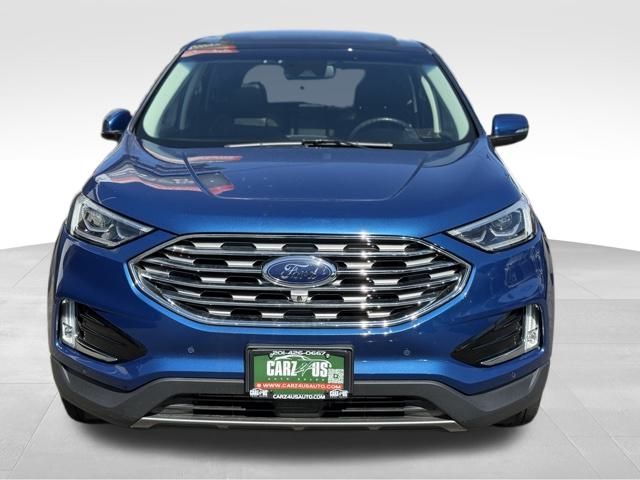 2020 Ford Edge Titanium photo 2