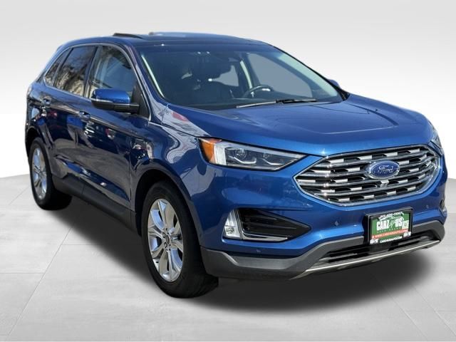 2020 Ford Edge Titanium photo 3