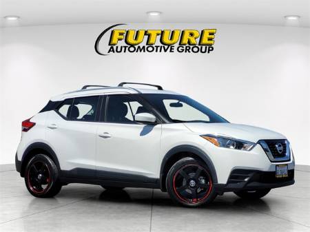 2019 Nissan Kicks SV