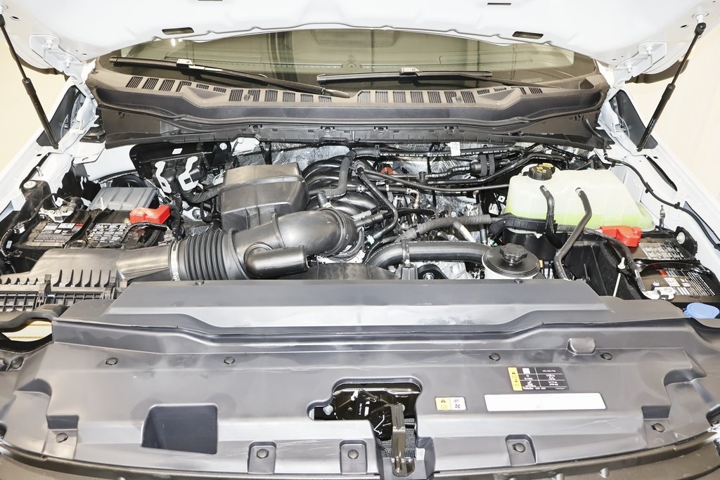 2025 Ford F-350 photo 33