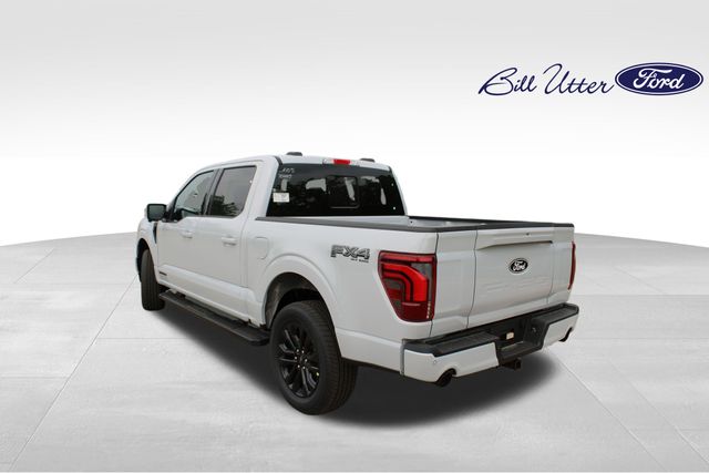 2025 Ford F-150 Lariat photo 4