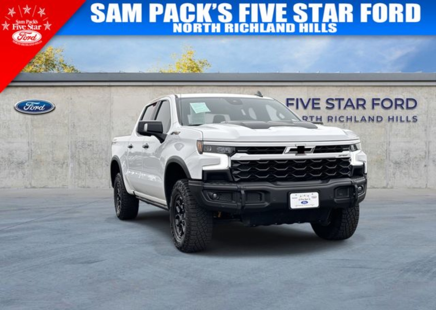 Used 2024 Chevrolet Silverado 1500 ZR2 with VIN 3GCUDHEL8RG337290 for sale in Richland Hills, TX