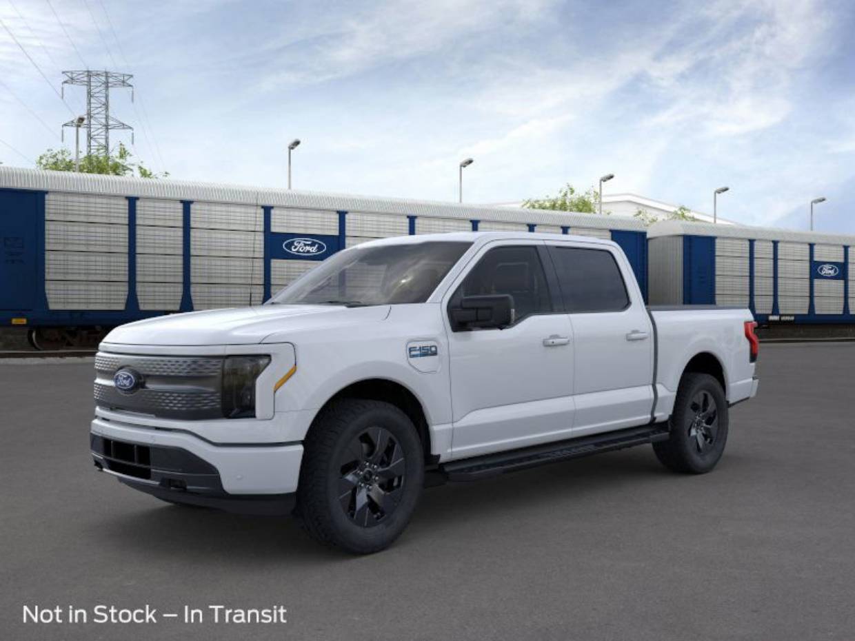 2025 Ford F-150 Lightning Flash's photo