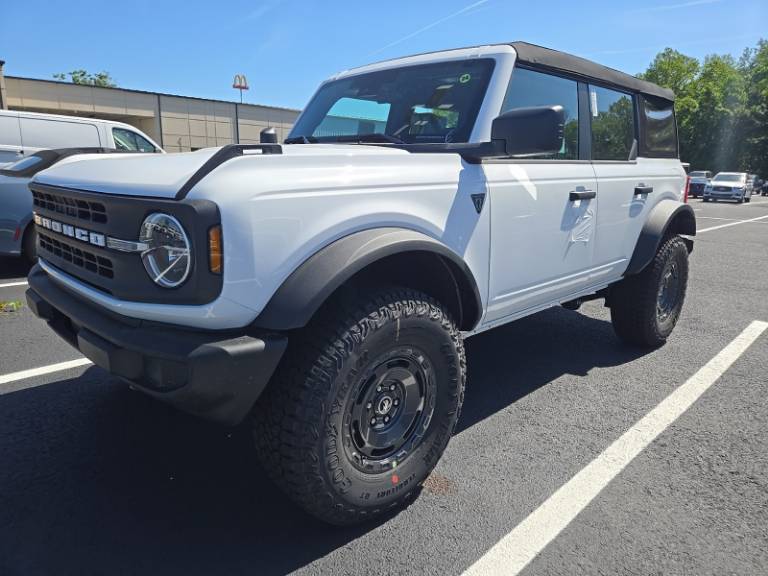 2025 Ford Bronco Base