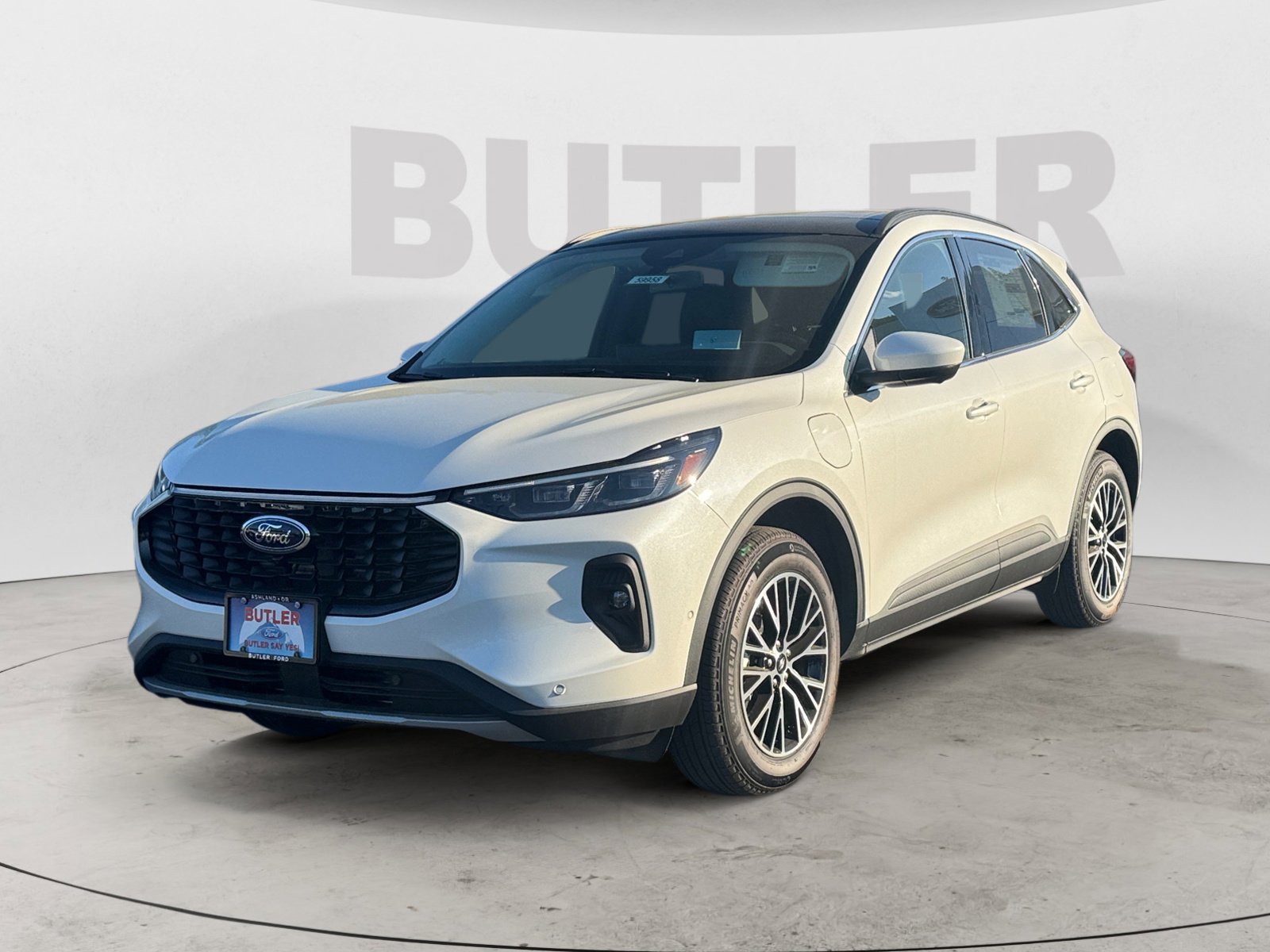 New 2024 Ford Escape PHEV