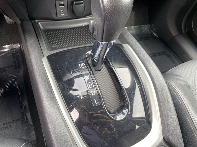 Used 2015 Nissan Rogue SL