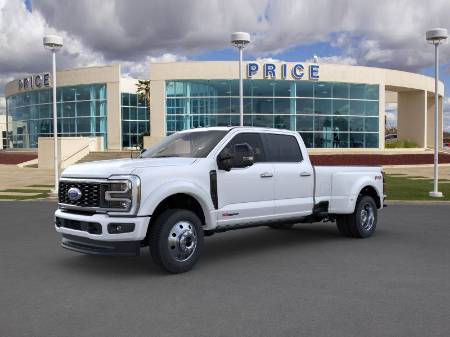 2025 Ford Super Duty F-450 DRW Platinum