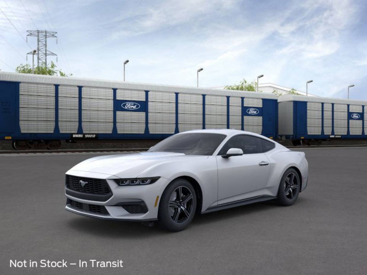 2025 Ford Mustang EcoBoost's photo