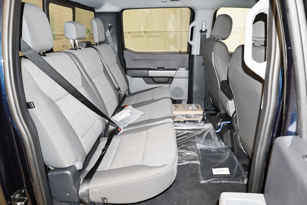2025 Ford F-350 photo 12