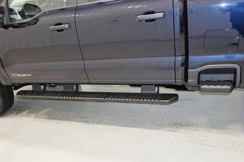 2025 Ford F-350 photo 26