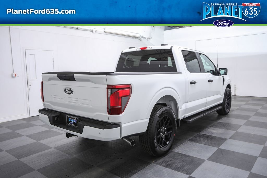 2025 Ford F-150 STX photo 4