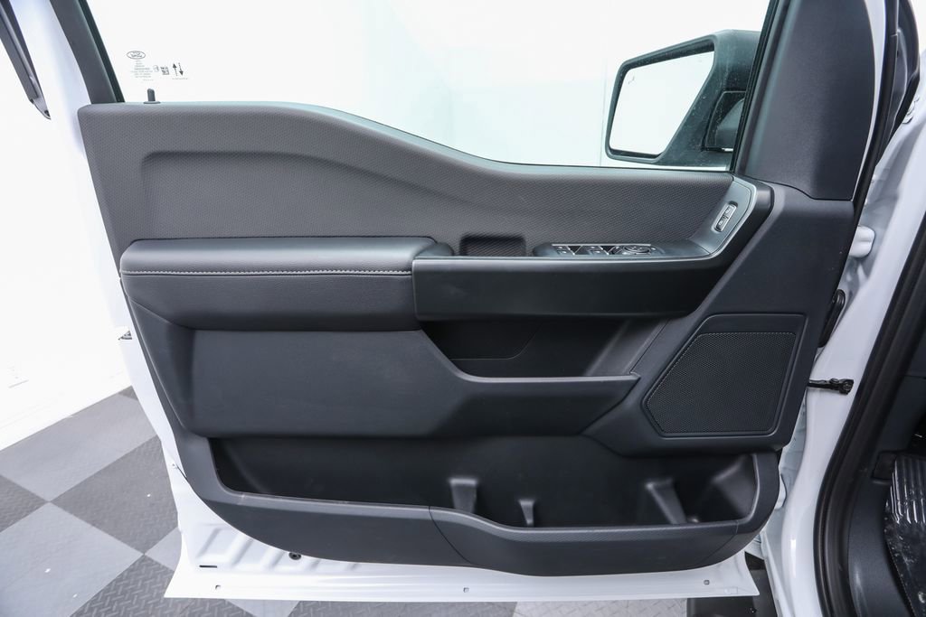 2025 Ford F-150 STX photo 7