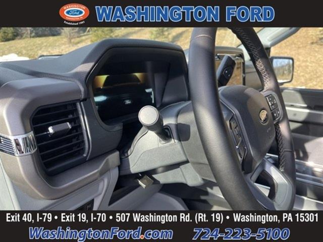 2025 Ford F-150 XLT photo 12