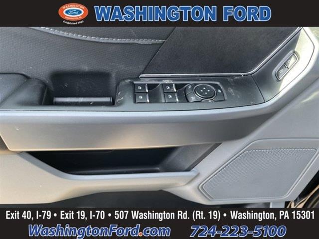 2025 Ford F-150 XLT photo 13