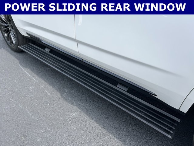 2023 Cadillac Escalade V-Series photo 8