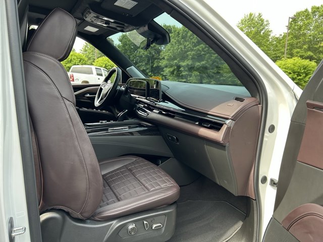 2023 Cadillac Escalade V-Series photo 33