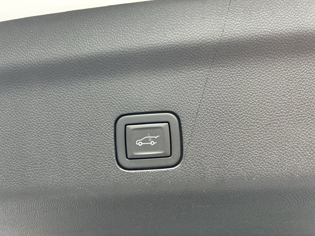2023 Cadillac Escalade V-Series photo 39