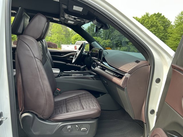 2023 Cadillac Escalade V-Series photo 46