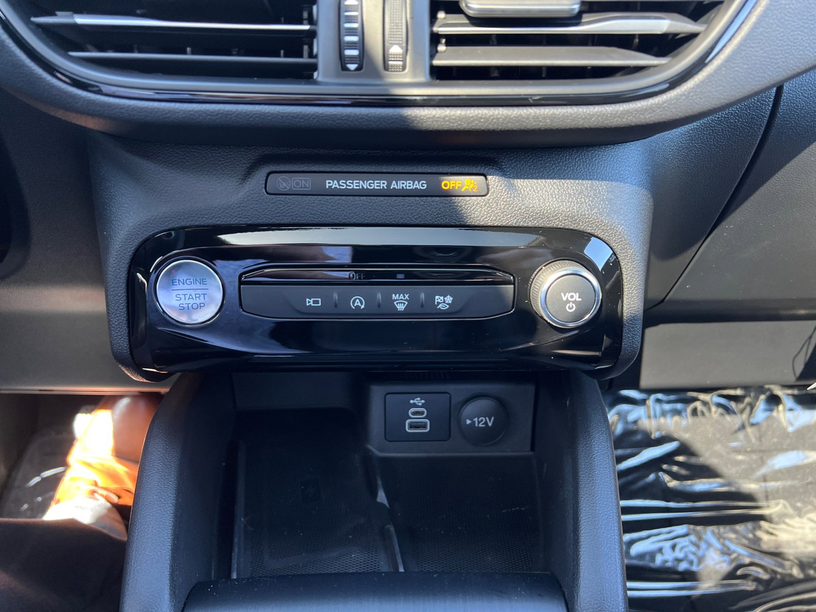 2025 Ford Escape ST-Line Select photo 19