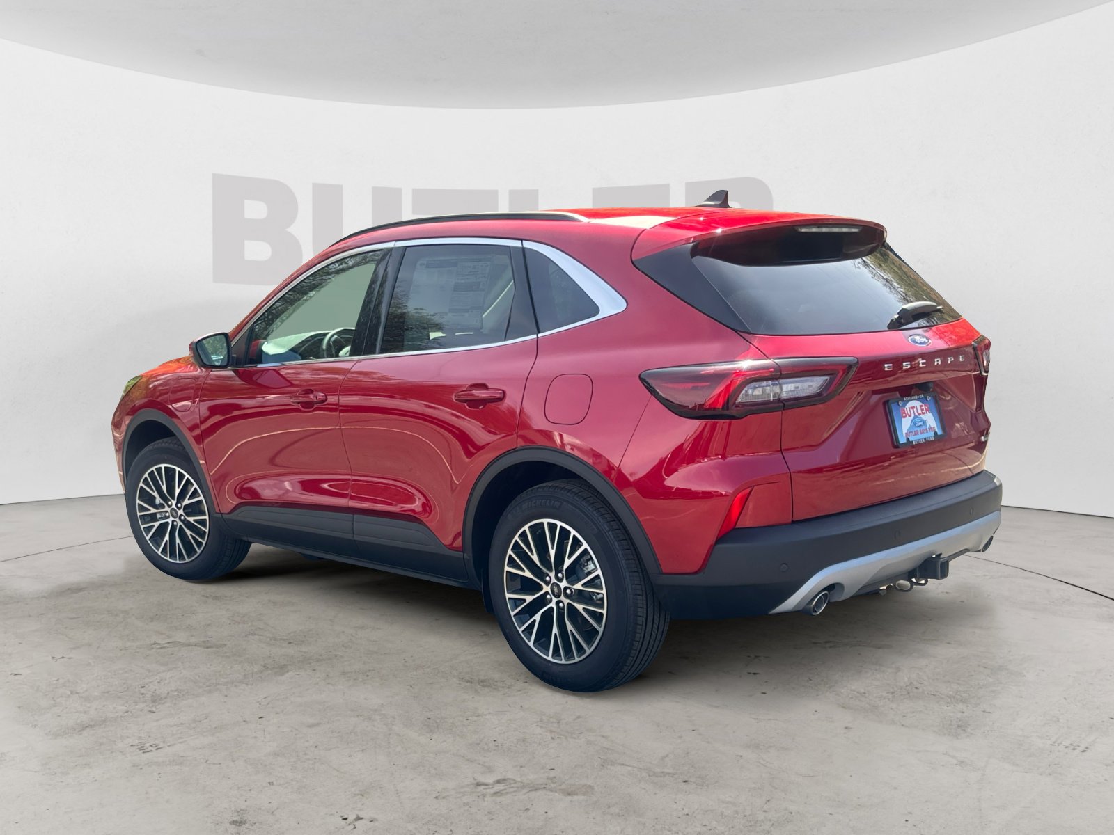 2025 Ford Escape photo 3