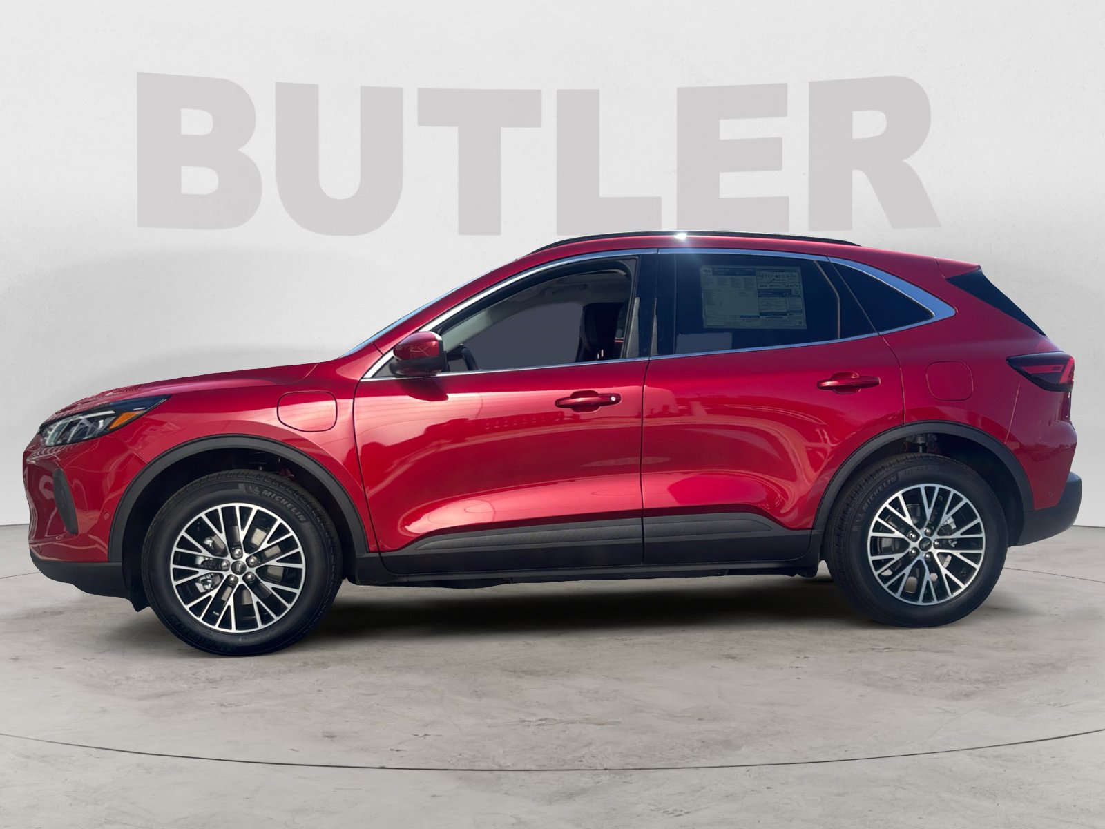 2024 Ford Escape photo 2