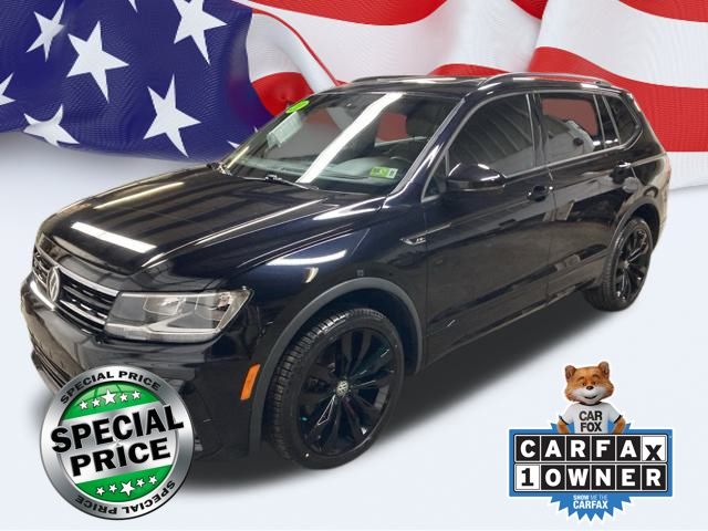 Used 2020 Volkswagen Tiguan SE R-LINE BLACK with VIN 3VV2B7AX7LM165747 for sale in Clarksburg, WV