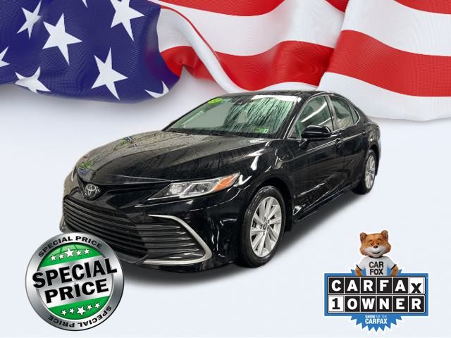 Used 2022 Toyota Camry LE with VIN 4T1C11BKXNU072432 for sale in Clarksburg, WV