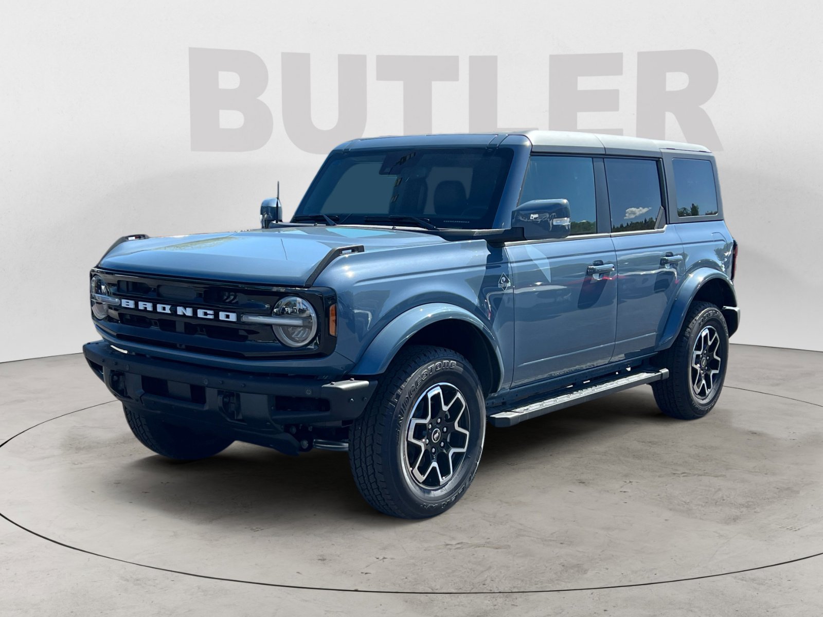 New 2024 Ford Bronco Outer Banks
