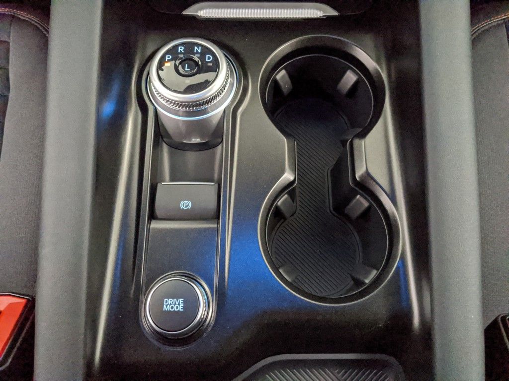 2025 Ford Explorer ST-Line photo 15
