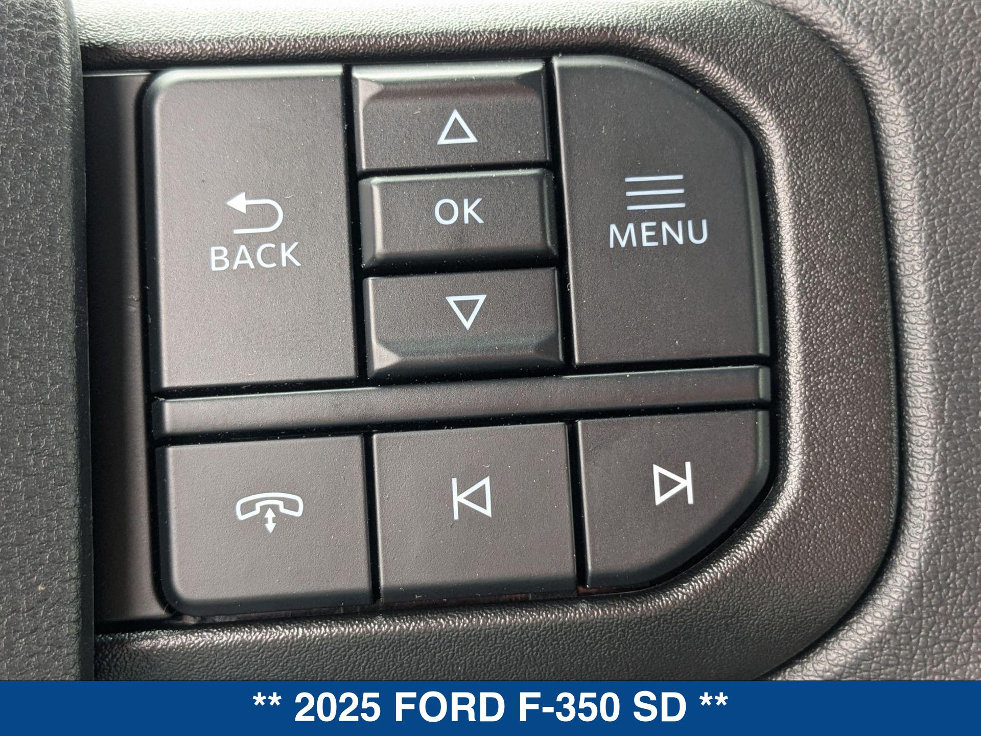 2025 Ford F-350 XLT photo 20