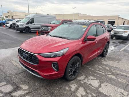 2023 Ford Escape ST-Line Elite