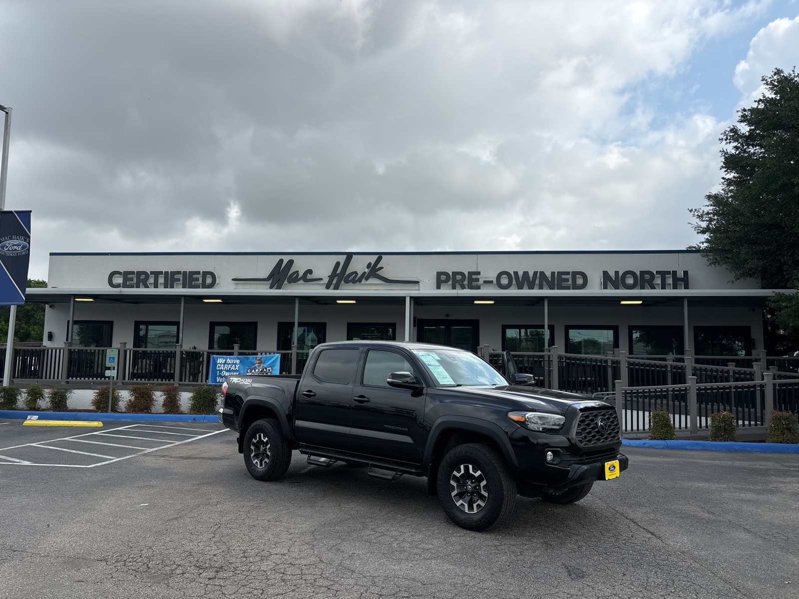 Used 2022 Toyota Tacoma TRD Off Road with VIN 3TMCZ5ANXNM518079 for sale in San Antonio, TX