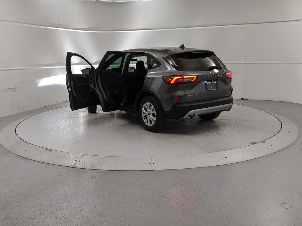 2025 Ford Escape Active photo 10