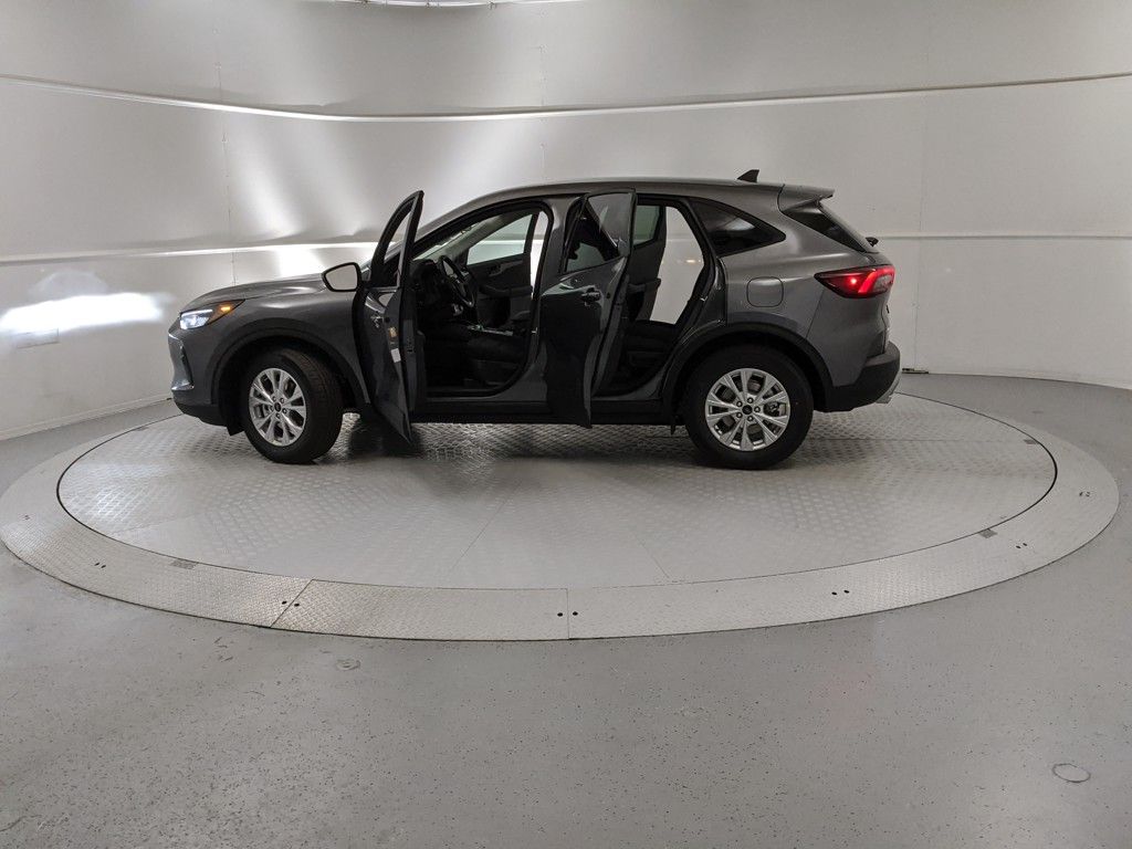2025 Ford Escape Active photo 11
