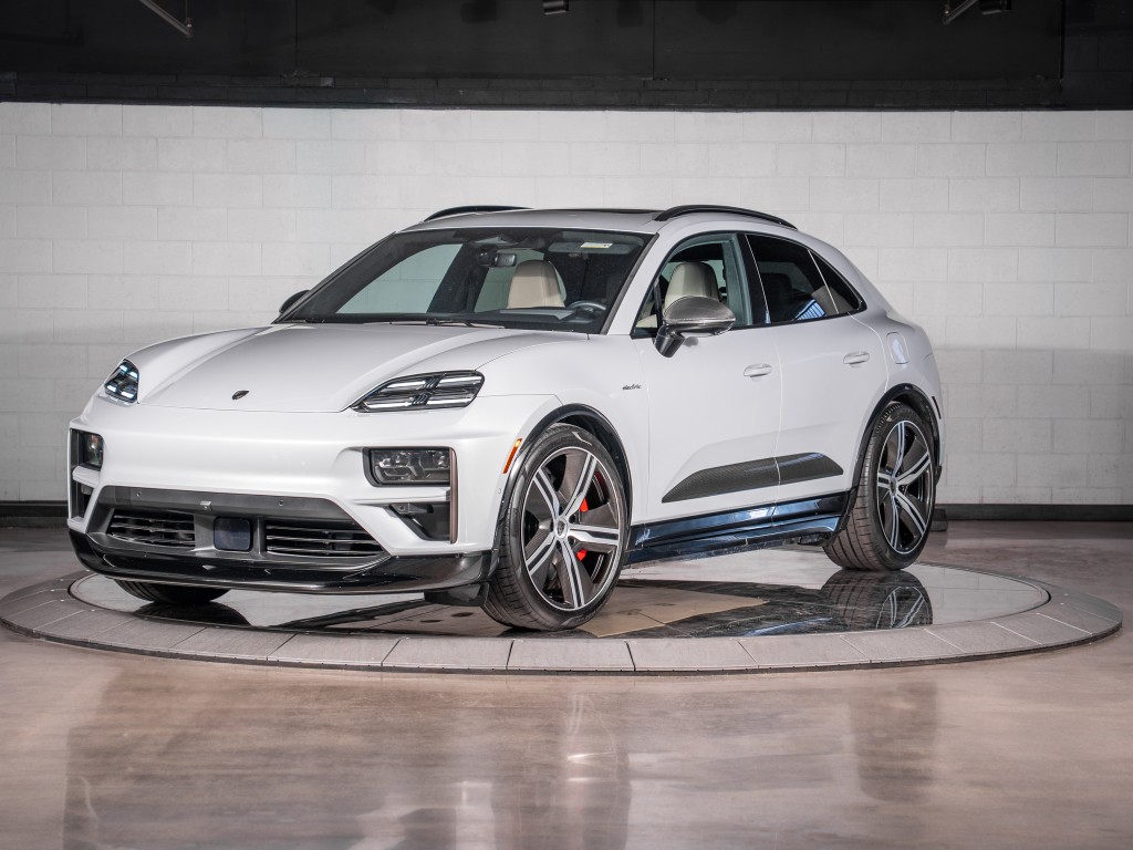 2024 Porsche Macan Electric Turbo