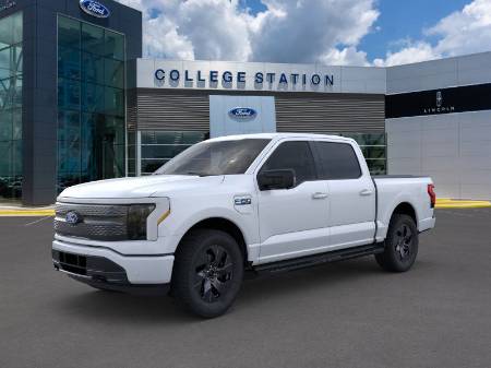 2025 Ford F-150 Lightning Flash