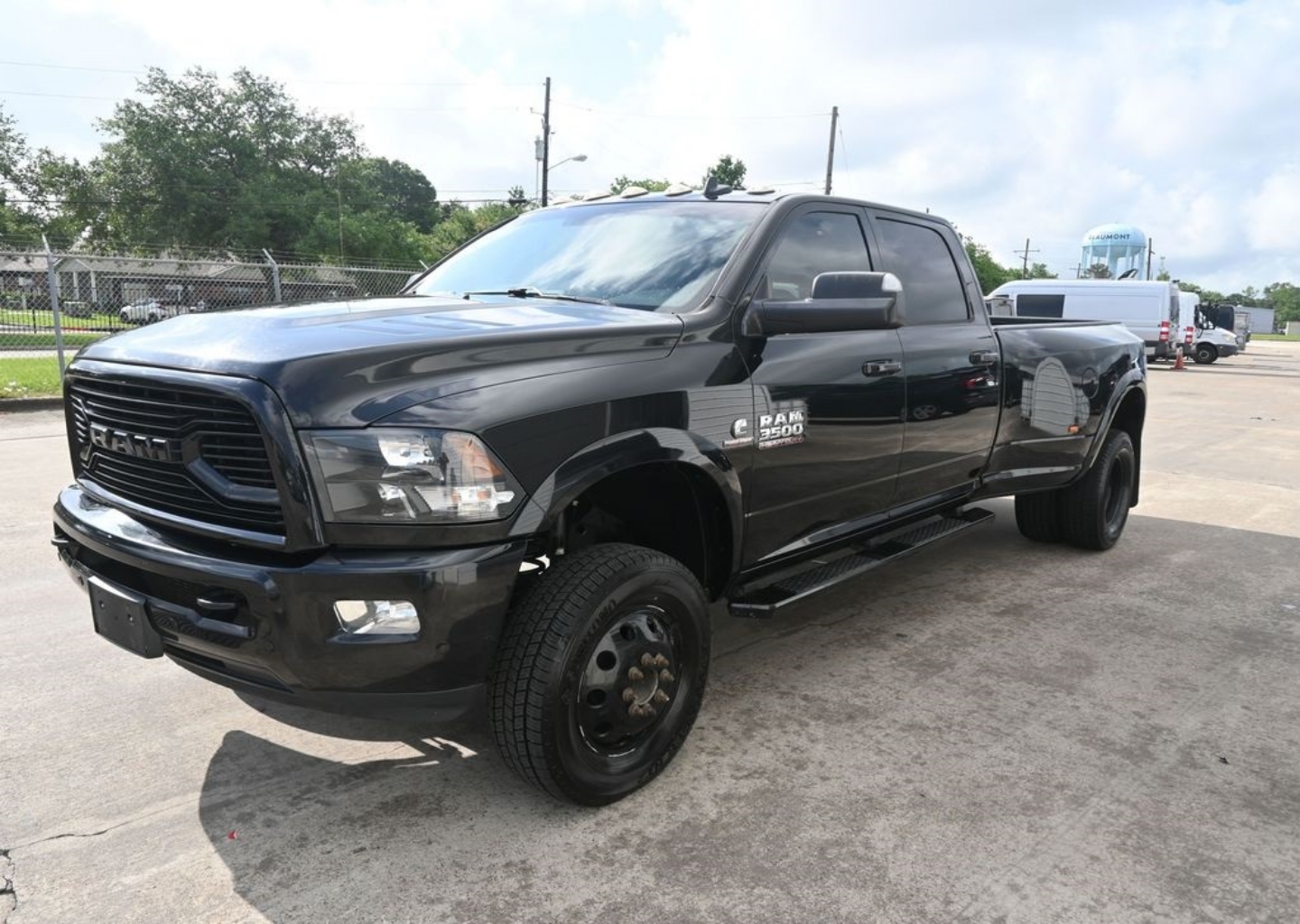 Used 2018 RAM Ram 3500 Pickup Lone Star with VIN 3C63RRHL6JG311779 for sale in Houston, TX