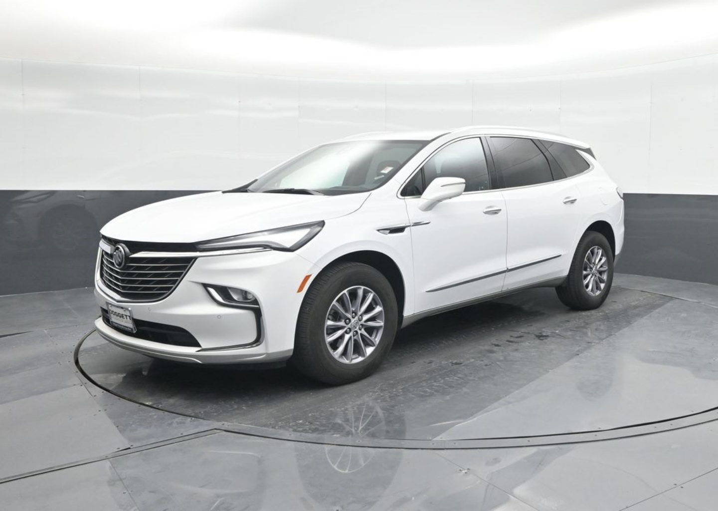 Certified 2024 Buick Enclave Premium with VIN 5GAEVBKW2RJ124042 for sale in Houston, TX
